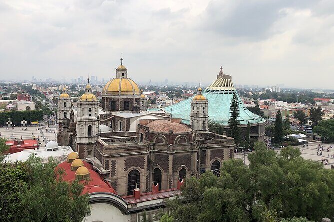 Guided tour POR the Basilica DE Guadalupe with architect - An In-Depth Look at the Guided Tour of Basilica de Guadalupe with an Architect