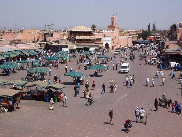 Guided tour: Secret Garden and the great souk of Marrakech. - Key Points