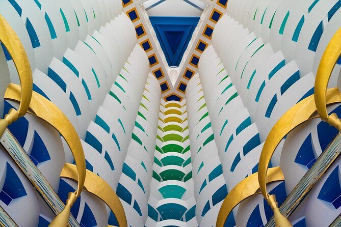 Guided Tour to Burj Al Arab with Optional Snack and Drinks - Analyzing the Value