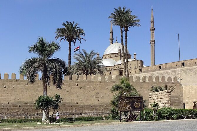 Guided Tour to Giza Pyramids, Museum, Citadel and Khan El Khalili - Analyzing the Value