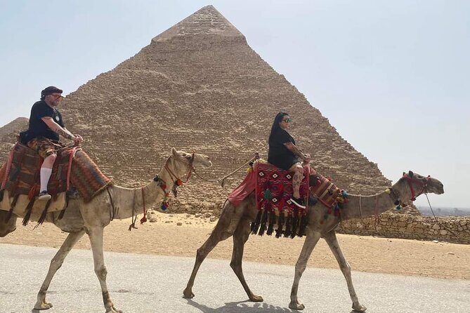 Guided tour to Pyramids of Giza, Sakkara & Memphis: Private Tour with Lunch - Who Should Consider This Tour?