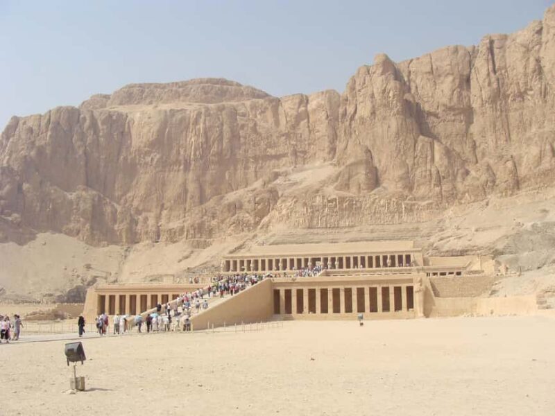 Guided tour to Temple Of Queen Hatshepsut With transfer - Key Points