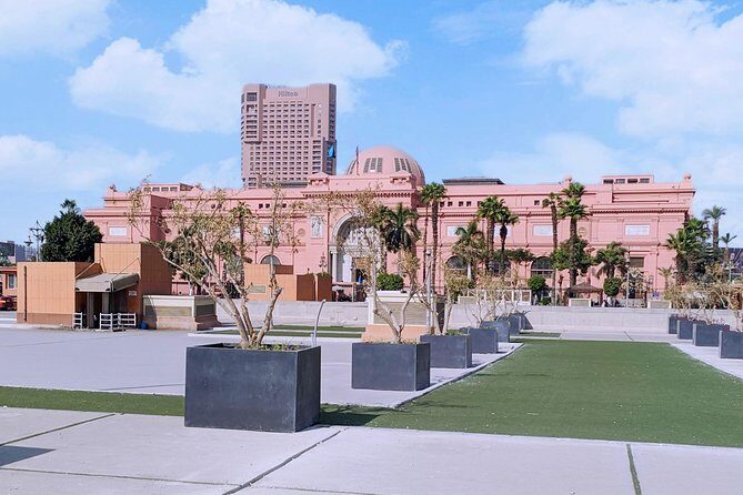 Guided Tour To The Pyramids and Egyptian Museum Including Tickets - Who Should Consider This Tour?