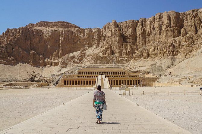 Guided Trip To the West Bank In Luxor - An In-Depth Look at the Tour Experience