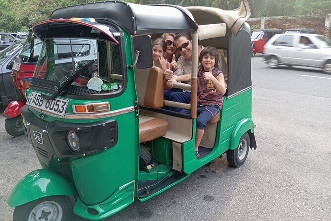 Guided Tuk Tuk Tour of Colombo - An In-Depth Look at the Tour Experience