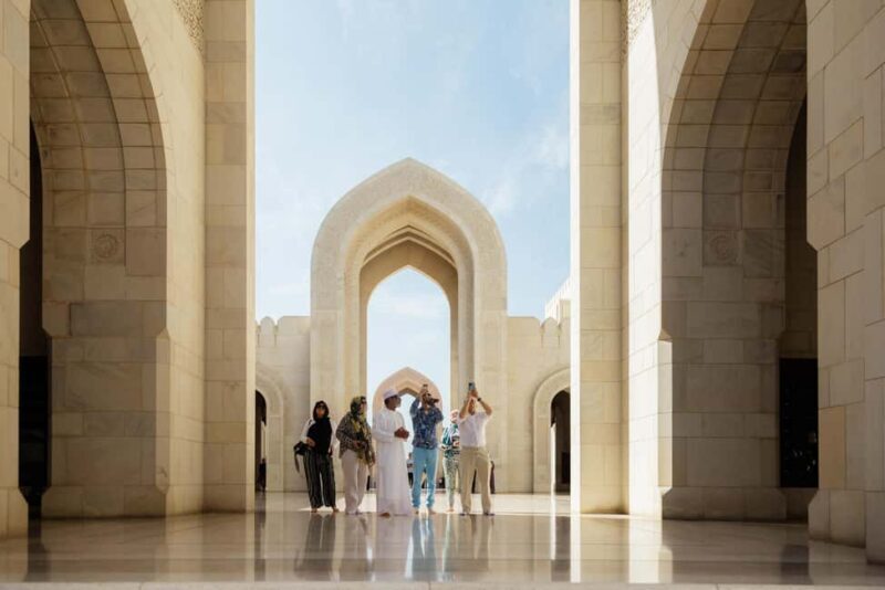Guided Walking Tour of Sultan Qaboos Grand Mosque in Muscat - Key Points