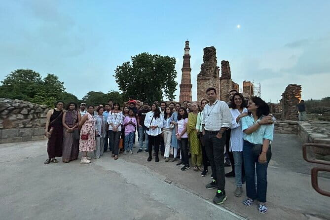 Guided Walking Tour Raat Ke Afsane in Qutub Minar - Key Points
