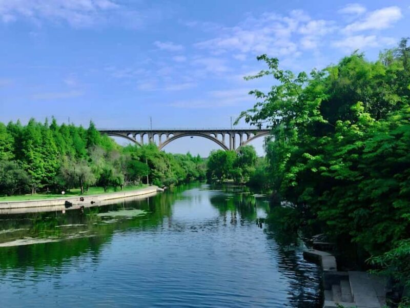 Guiyang: Yelang Valley & Huaxi Shili River Beach Tour - The Artistic Charm of Yelang Valley