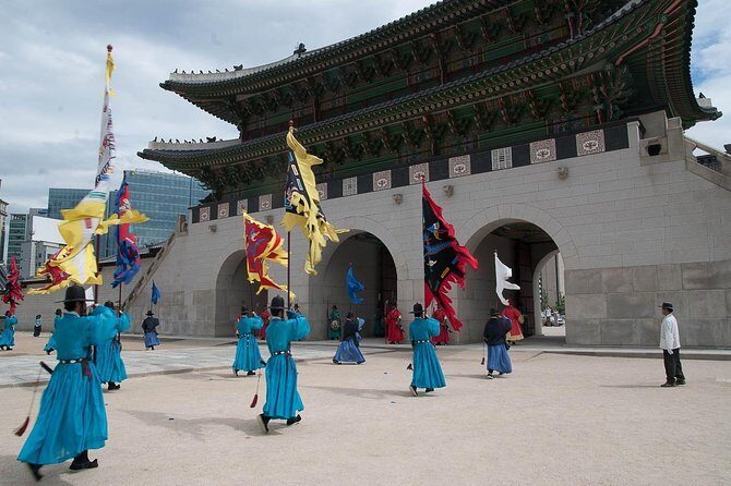Gyeongbok Palace and Korean Folk Village Tour - FAQs