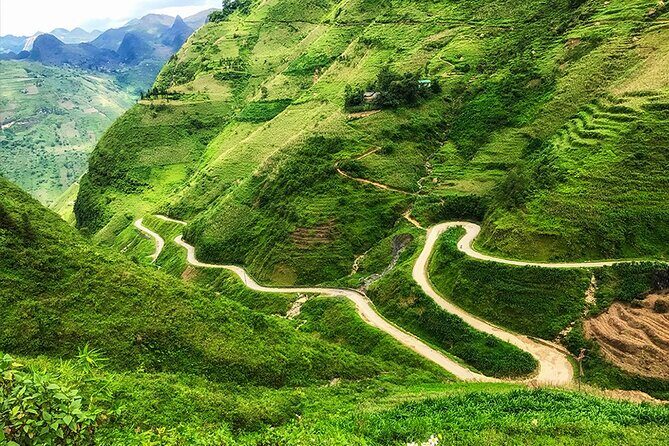 Ha Giang Loop 3 days and 2 nights Motorbike Tour with Easy rider - What the Guides and Reviews Say