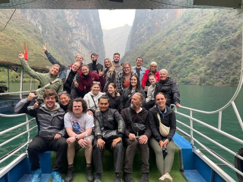 Ha Giang Majestic Tours -3days Self Driving - Bus Included - Starting the Adventure: Hanoi to Ha Giang