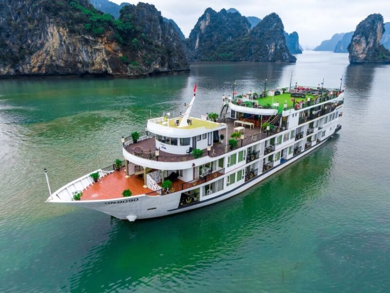 Ha Long Bay: Luxury Cruise 2-Day With All Activities & Guide - What Makes This Cruise Stand Out?