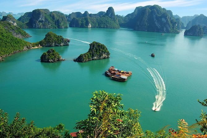 Ha Long Bay tour from Ha Noi with 6 hours cruise - Exploring the Ha Long Bay Tour from Hanoi with a 6-Hour Cruise