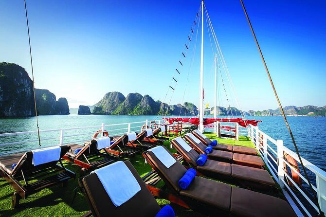 Ha Long bay tour in Middle 3 star cruise - An In-Depth Look at the Ha Long Bay Middle 3-Star Cruise