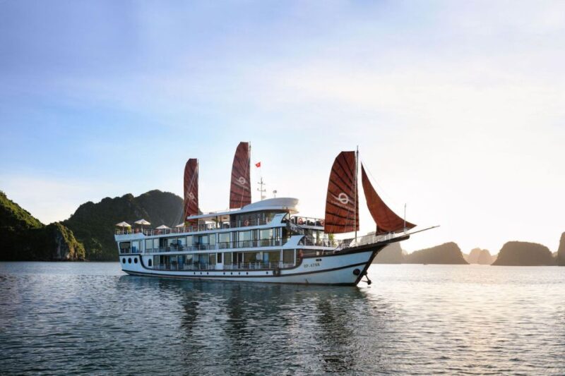 Ha Long & Lan Ha Bays: 2-Day Cruise with Meals & Kayaking - Key Points