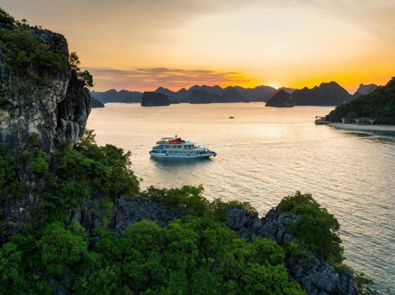 Ha Long Premium Cruise 5 Star Luxury Day Trip - What’s Included and What to Budget For