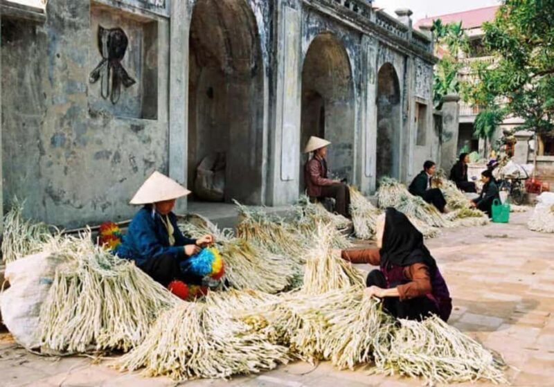 Ha Noi: A tour of the conical hat and incense villages - Key Points