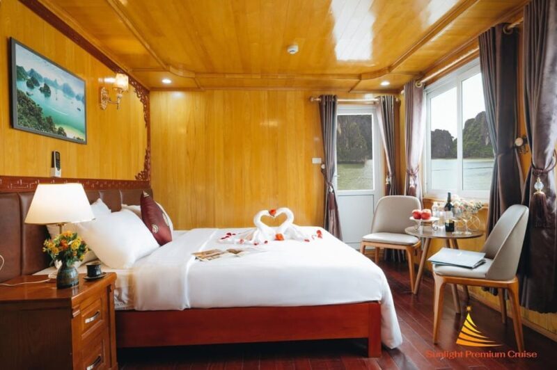 Ha Noi: Lan Ha Bay luxury cruise with private bancony, meals - Practical Tips for Travelers