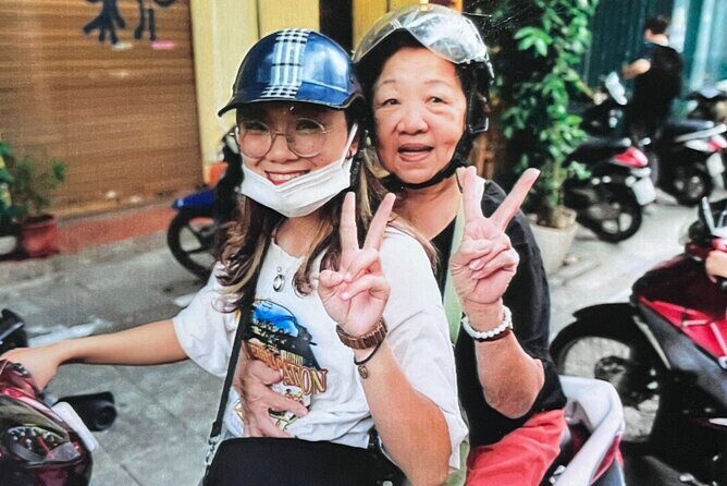Ha Noi Sightseeing Motorbike Tour with Female Tour Guide - Exploring Hanoi by Motorbike: A Unique Perspective
