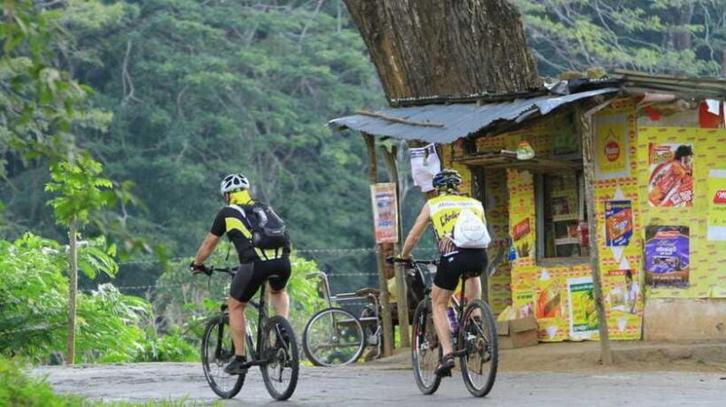 Habarana: Countryside Cycling Tour From Sigiriya, Dambulla - What to Bring and Wear