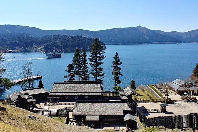 Hakone, majestic moment waiting! - Key Points