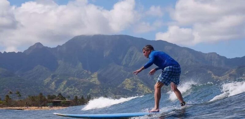 Haleiwa, Hawaii: Group Surf Lesson with Instructor - Introduction to the Experience