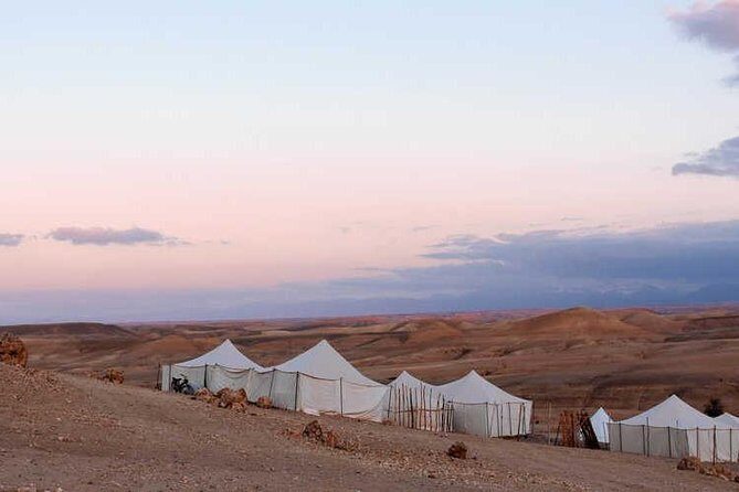Half day Agafay : Camel Ride +Dinner + Show + Quad + transport - Key Points