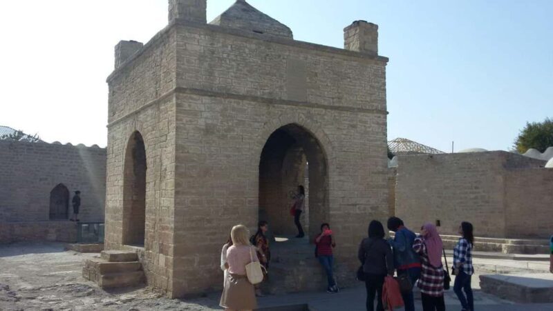Half Day Ateshgah-Fire Temple & Yanardag-Fire Mountain tour - Key Points