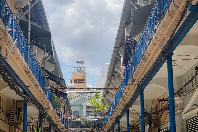 Half Day Back Alleys Expedition in Saigon by Bike - Who Should Consider This Tour?