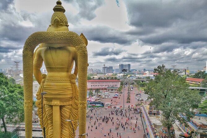 Half Day Batu Caves Group Tour in Kuala Lumpur Including Pickup - Transportation, Timing, and Group Size: Why They Matter