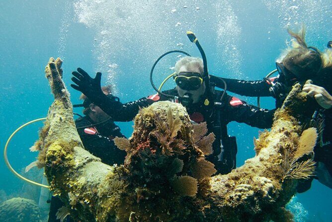 Half Day Christ of the abyss tour with Snorkel Equipments - Key Points