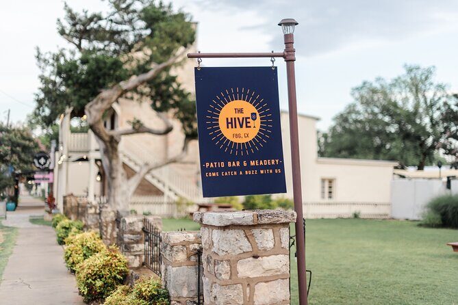 Half-Day Fredericksburg Bubbly Booze Night Bus Guided Experience - Who Should Book This Tour?