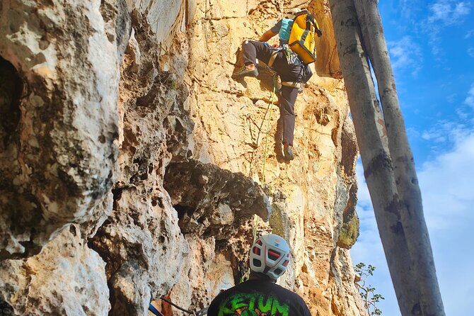Half Day Guided Multi-Pitch Climbing in Gunung Keriang - FAQ