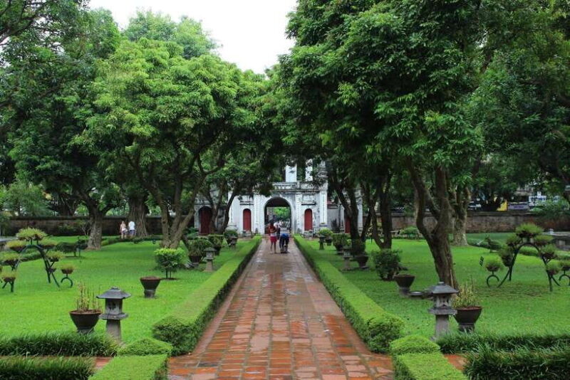 Half-day Ha Noi's Hidden Gems And Historic Sites - Exploring Hanoi in a Nutshell: What to Expect