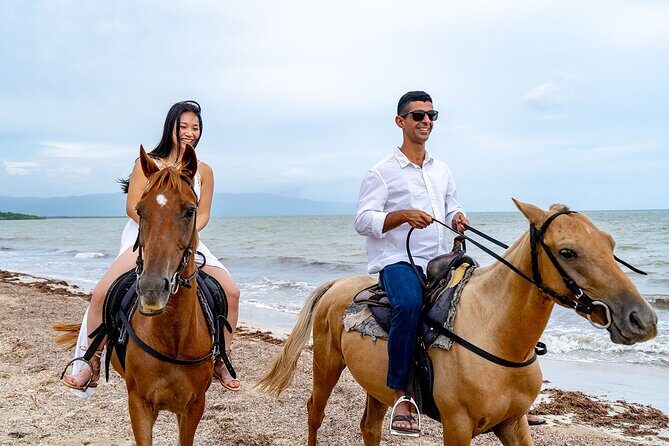 Half day Horse Back Riding and Bamboo Rafting Experience from Ocho Rios - White River: The Heart of the Adventure
