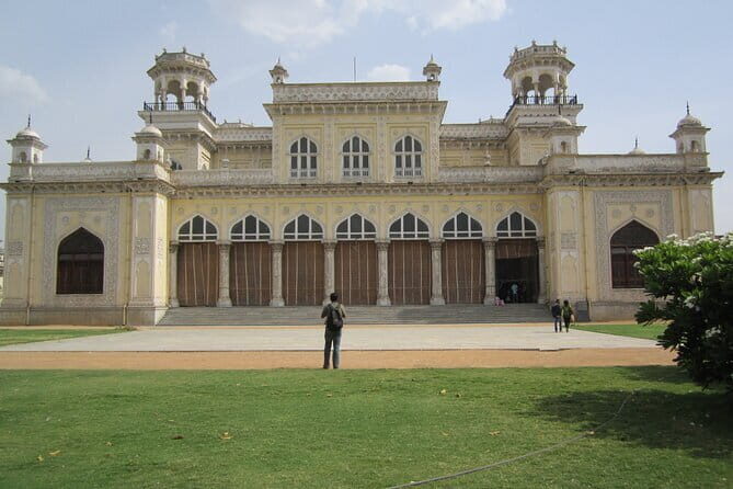 Half Day Hyderabad City Historical Walking Tour at Charminar - Why This Tour Is a Smart Choice