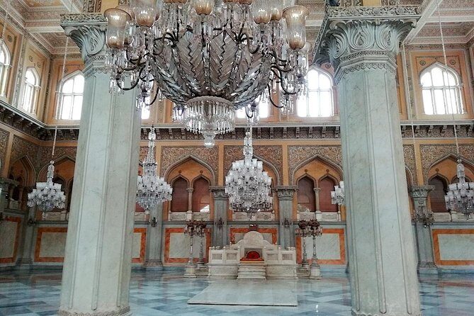 Half day Hyderabad tour about the opulence and splendor of Nizams in private car - Key Points