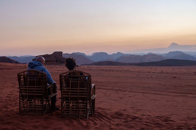 Half day Jeep Tour in Wadi Rum incl. water and Bedouin tea - The Sum Up