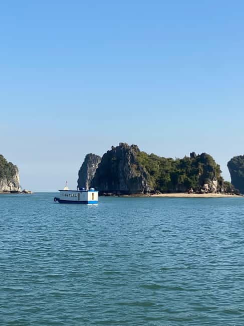 Half day Lan Ha Bay : Boat Trip , Kayaking,Snorkel - The Scenic Highlights