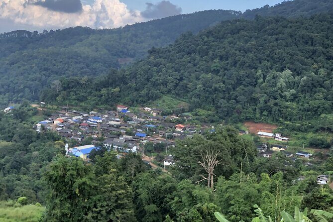 Half day Long Neck hill tribe and Hmong hill tribe village - An In-Depth Look at the Tour