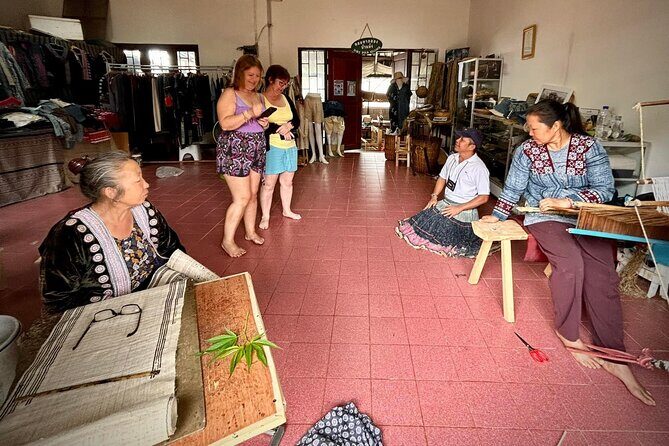 Half day Long Neck hill tribe and Hmong hill tribe village - FAQs