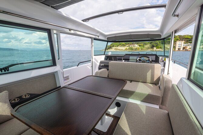 Half Day Luxury Boat Tour in Tampa with Snorkeling - The Snorkeling Component