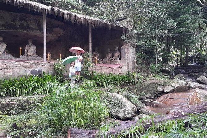 Half Day, Monk Chat Meditation Retreat on Waterfall Temple, Chiang Mai, Thailand - Who Should Consider This Tour?