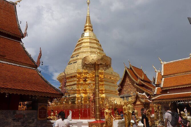 Half Day Morning Wat Pha Lat & Wat Phra That Doi Suthep Tour - FAQ