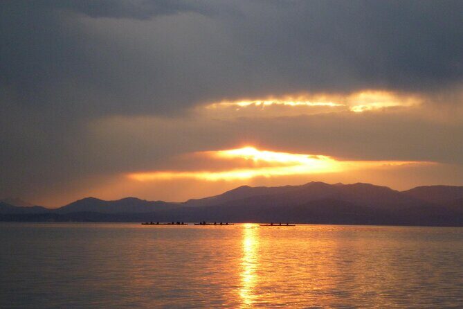 Half Day Paddle on Yellowstone Lake - An Authentic Yellowstone Experience from the Water