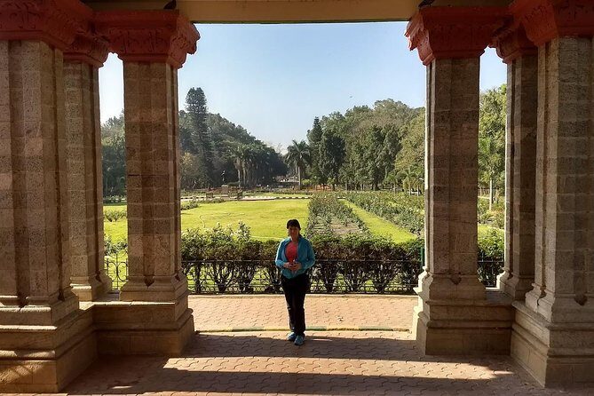 Half-Day Private British Heritage Tour with Lunch - How the Experience Feels