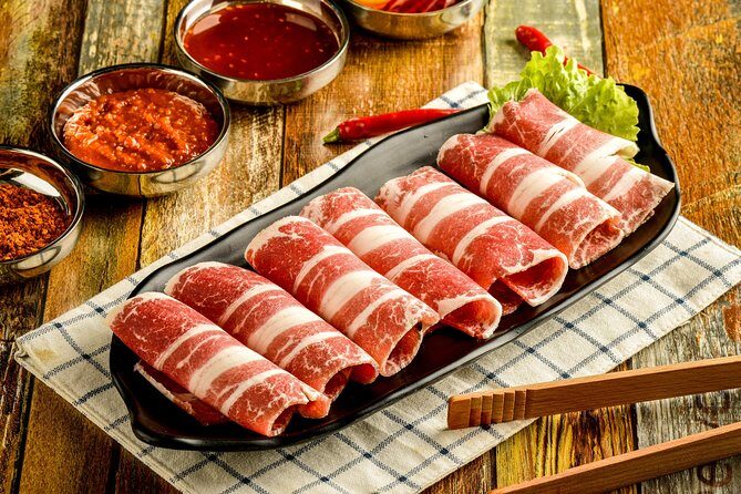Half-Day Private Sichuan Hot-Pot Cooking Class with Local Spice Market Visit - An In-Depth Look at the Hot-Pot Class Experience