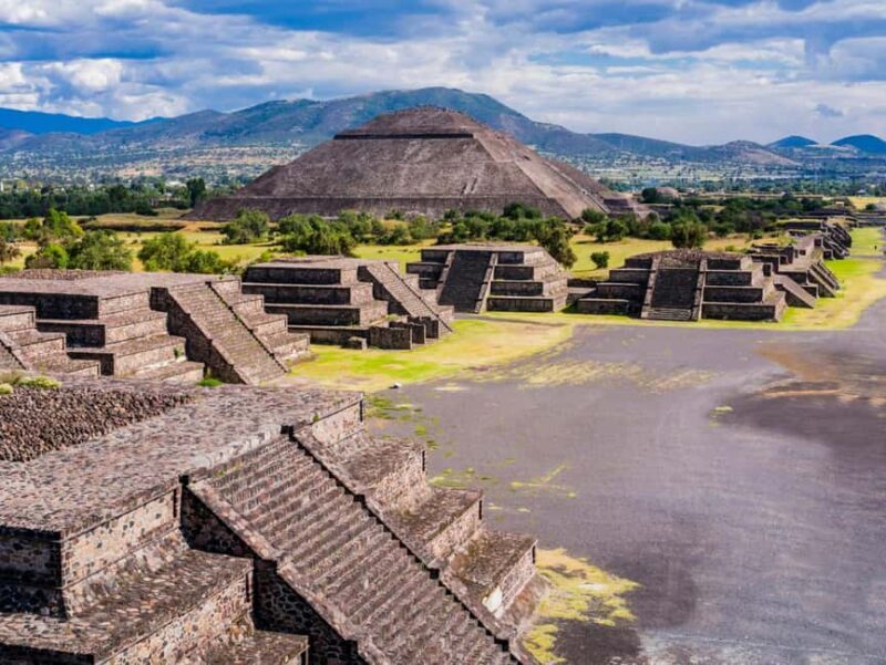 Half-Day Private Teotihuacán Tour from Mexico City - Key Points