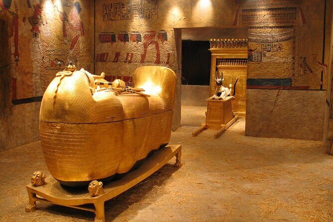 Half Day Private Tour in Luxor - Tomb of Queen Nefertari