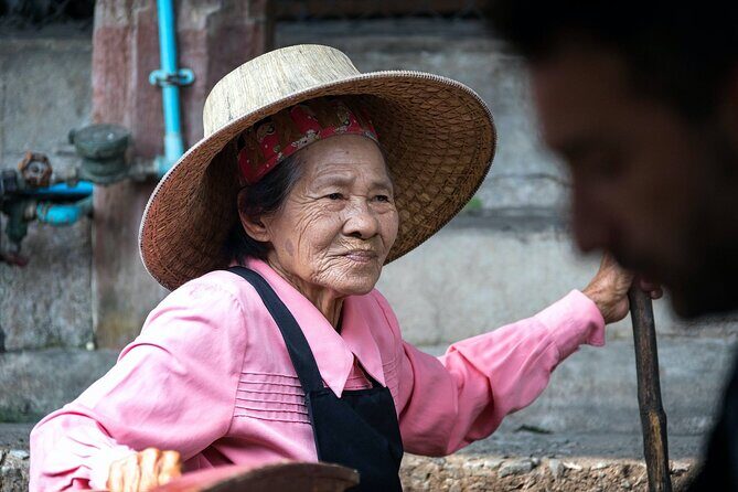 Half Day Railway Market and Damnoen saduak Floating Market tour - An In-Depth Look at the Tour Experience